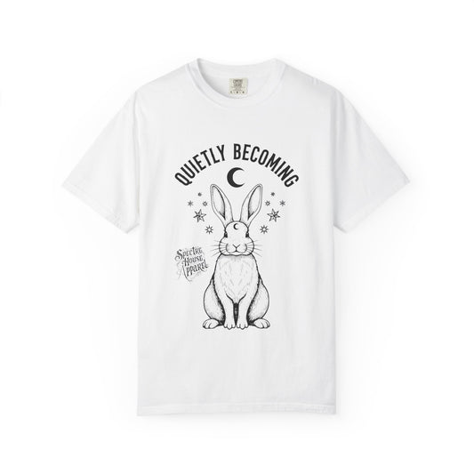 Quietly Becoming Moon Bunny Shirt – Witchy Aesthetic Coquette Goth Rabbit Tee, Spooky Cute Dark Cottagecore Graphic T-Shirt