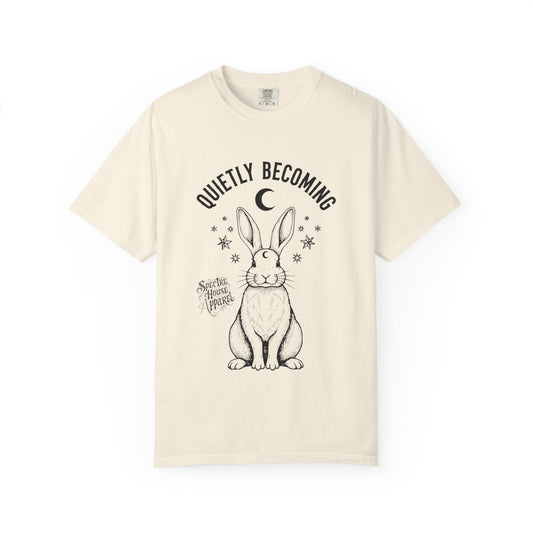 Quietly Becoming Moon Bunny Shirt – Witchy Aesthetic Coquette Goth Rabbit Tee, Spooky Cute Dark Cottagecore Graphic T-Shirt